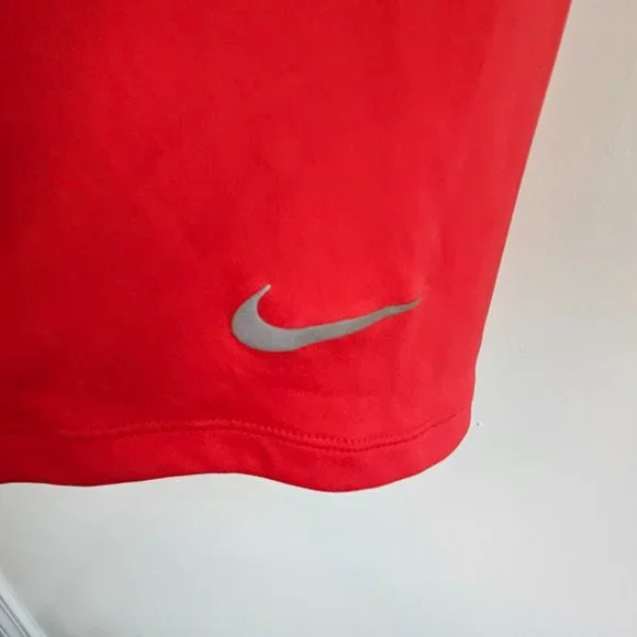 Nike Women's Coral Dri-Fit Tank Top Small - Picture 3 of 4